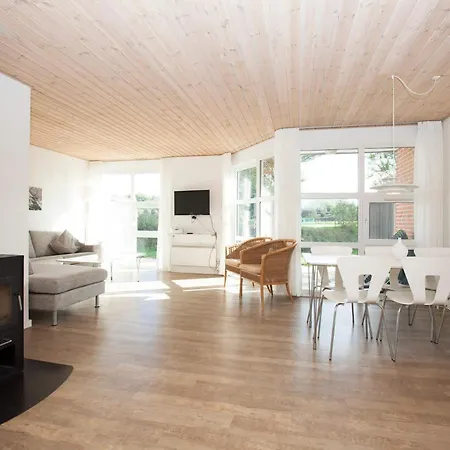 With Sauna, Whirlpool- Type1 *